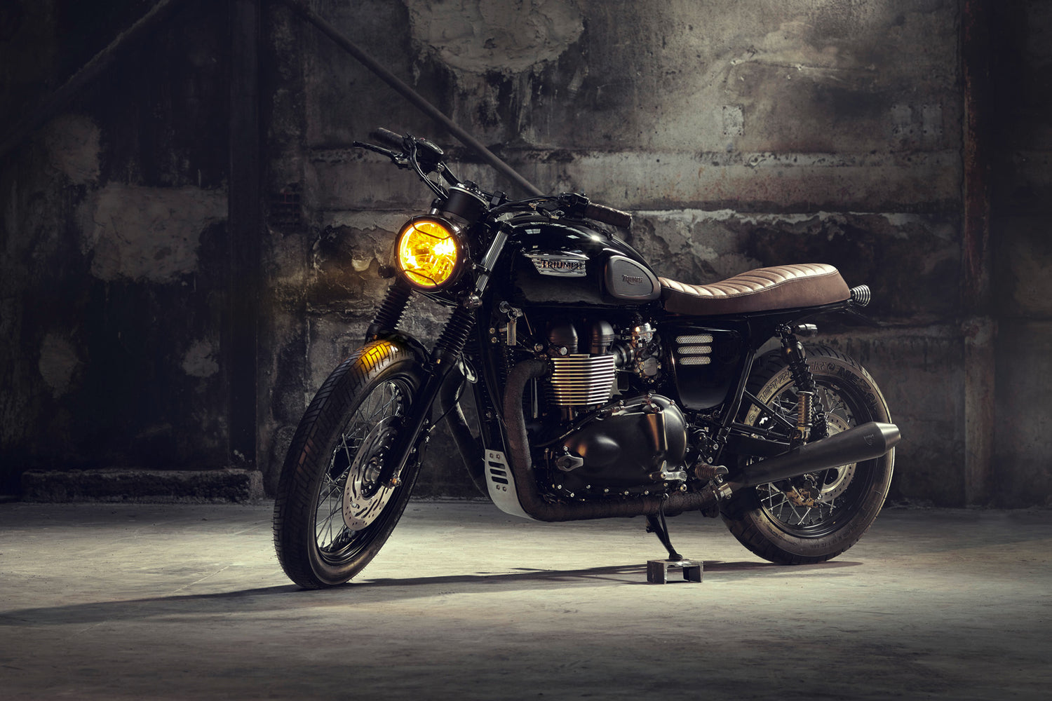 Triumph Bonneville T100 2014 Custom Jet Black