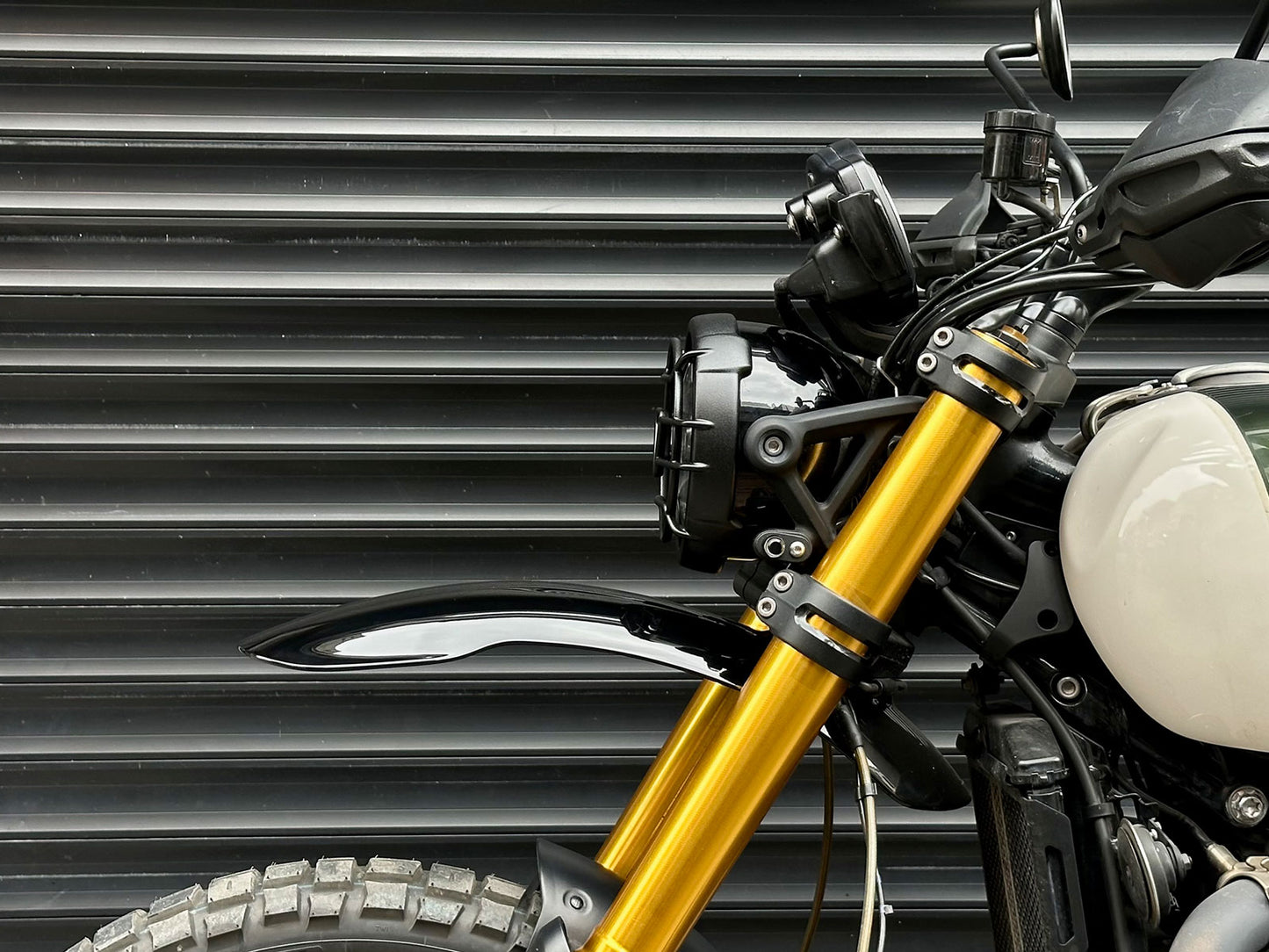 Triumph 1200 Headlight Protection Grill / Guard