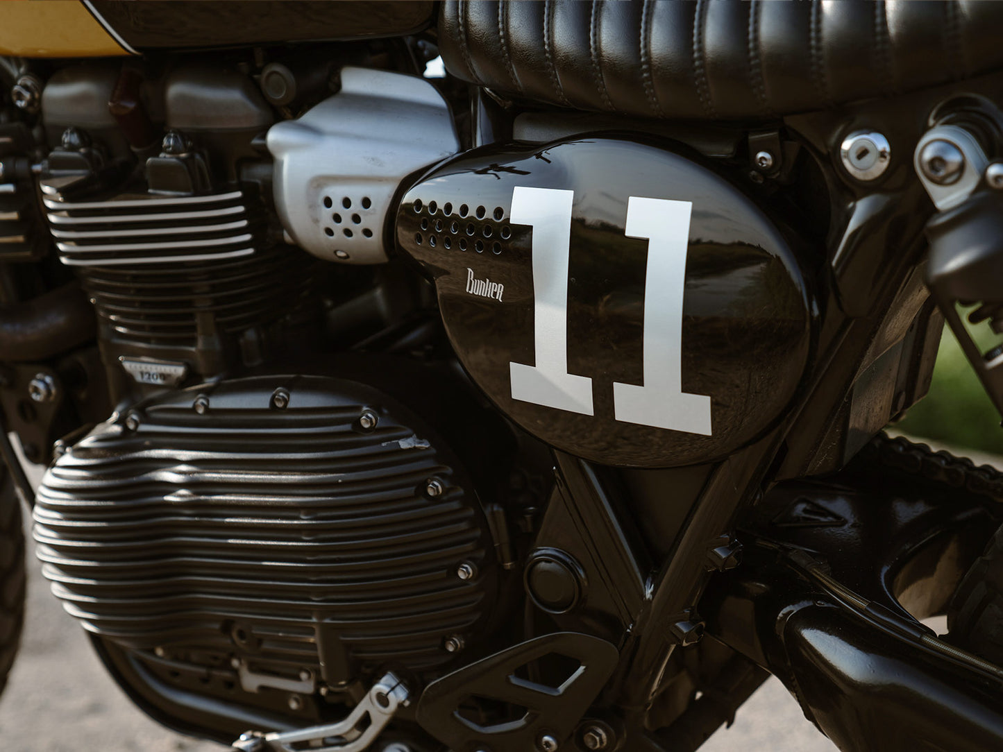 Triumph 1200 XE X C Number Plate Side Cover