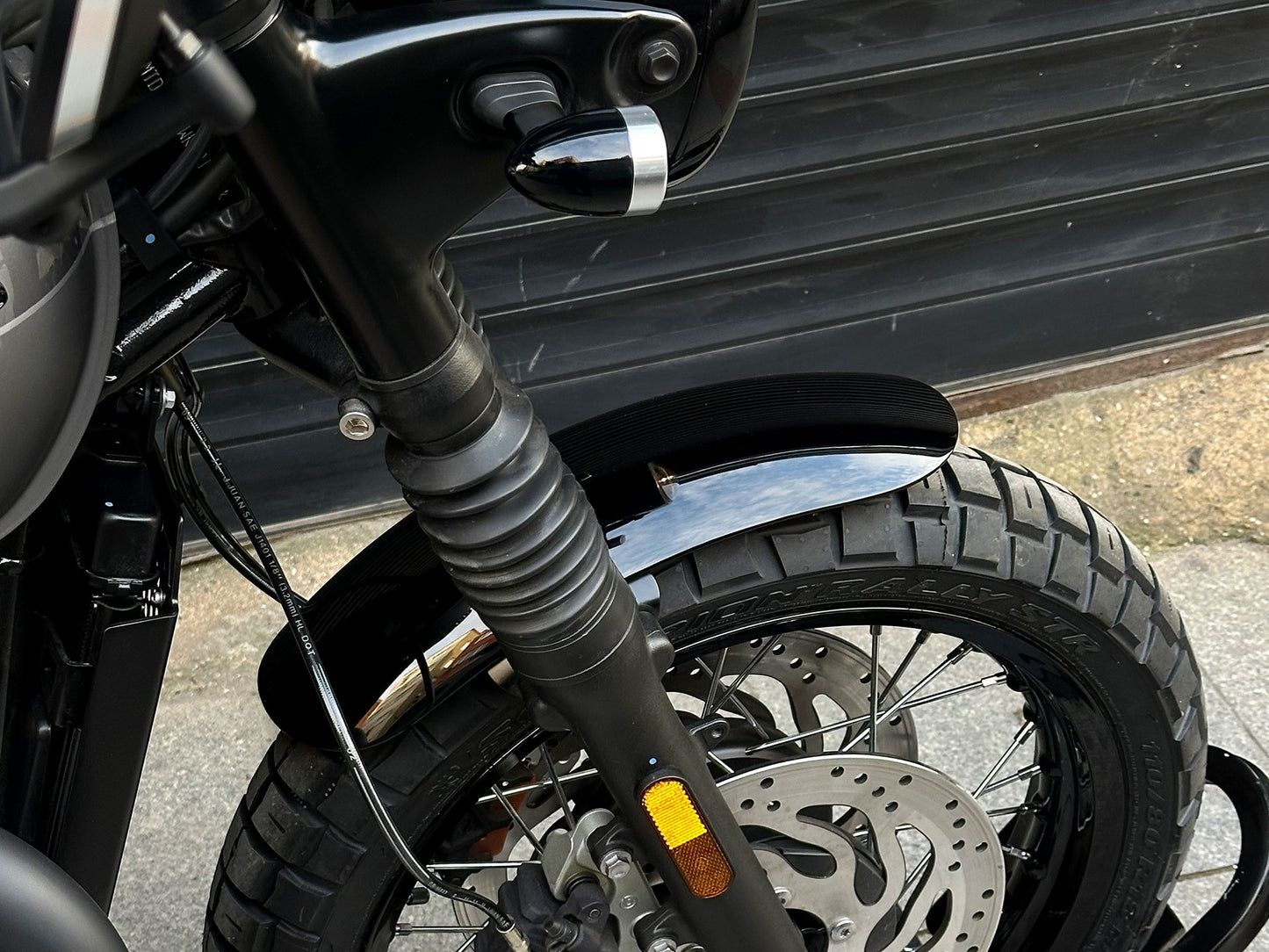 Triumph Street Twin, Street Cup, Speed Twin900 Front Fender Slim Glossy Black Pre 2021