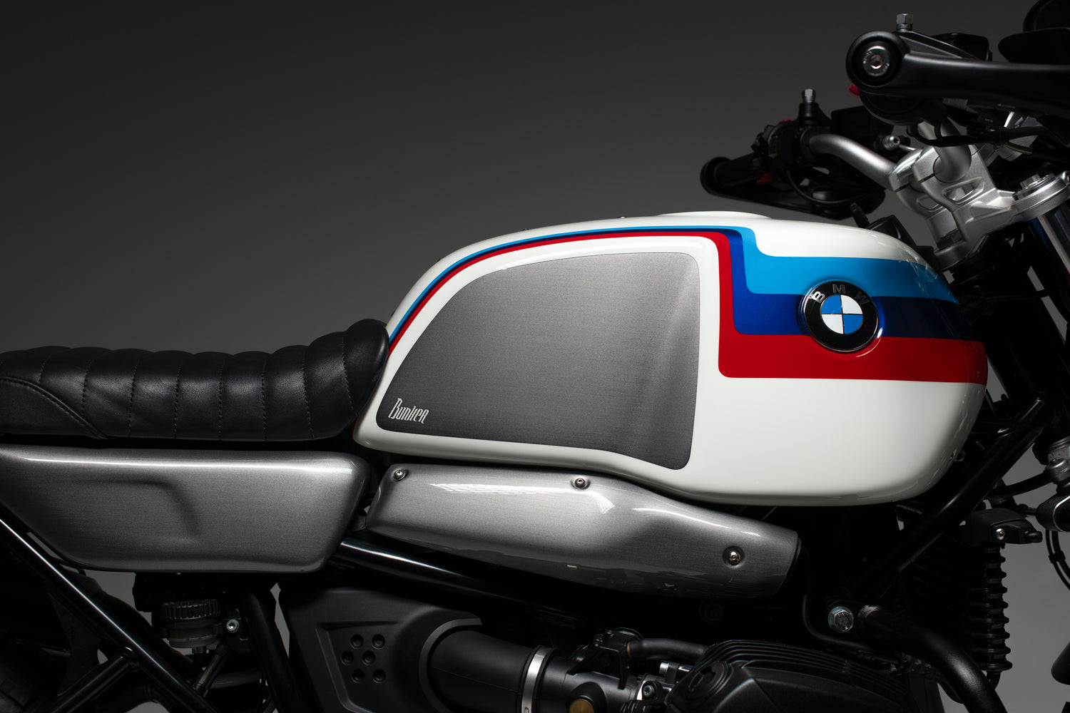 BMW R nineT Scrambler Custom Build. Cutom Tank Kit, Air intake nozzle, Leather Seat