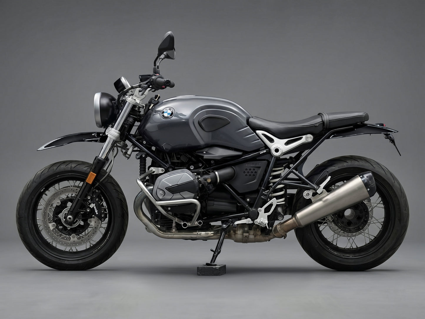 Bmw r ninet headlight with a studio background custom front fender and Rear Fender