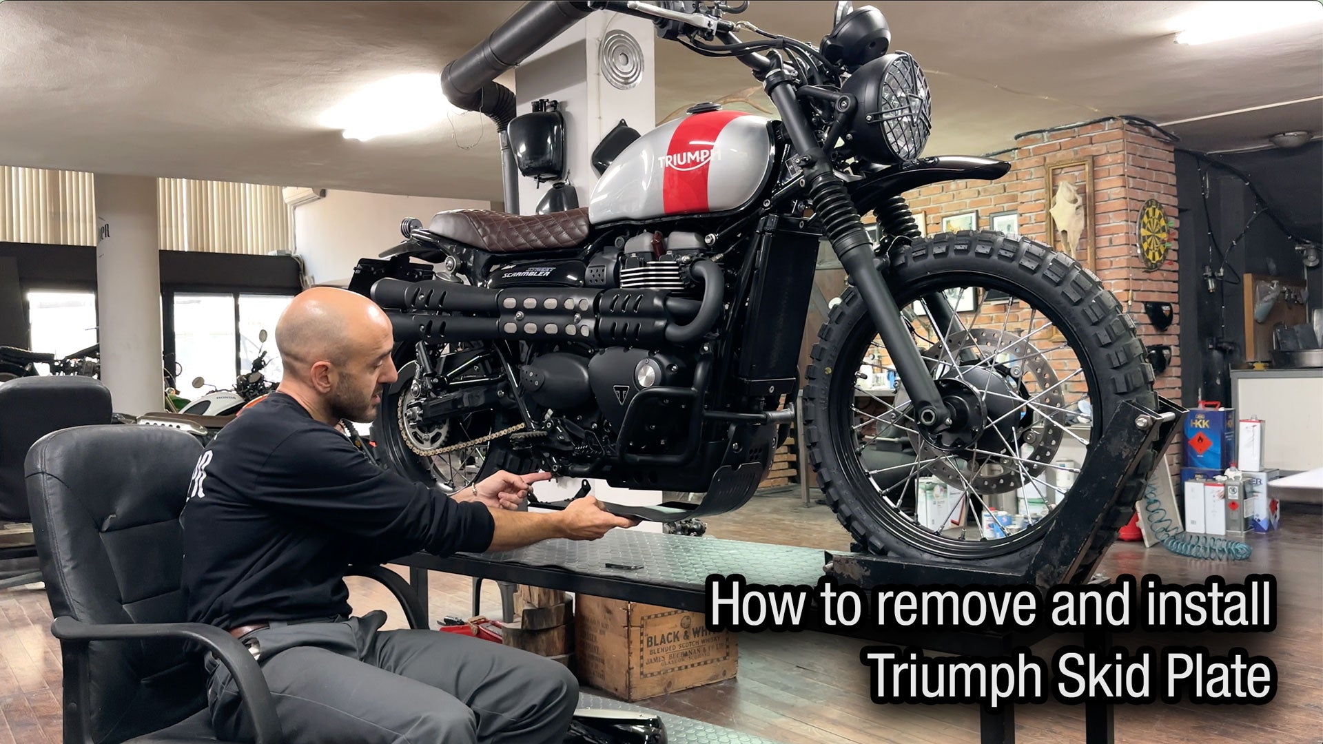 Load video: How to remove and install Bunker Skid plate for Triumph Motorcycles